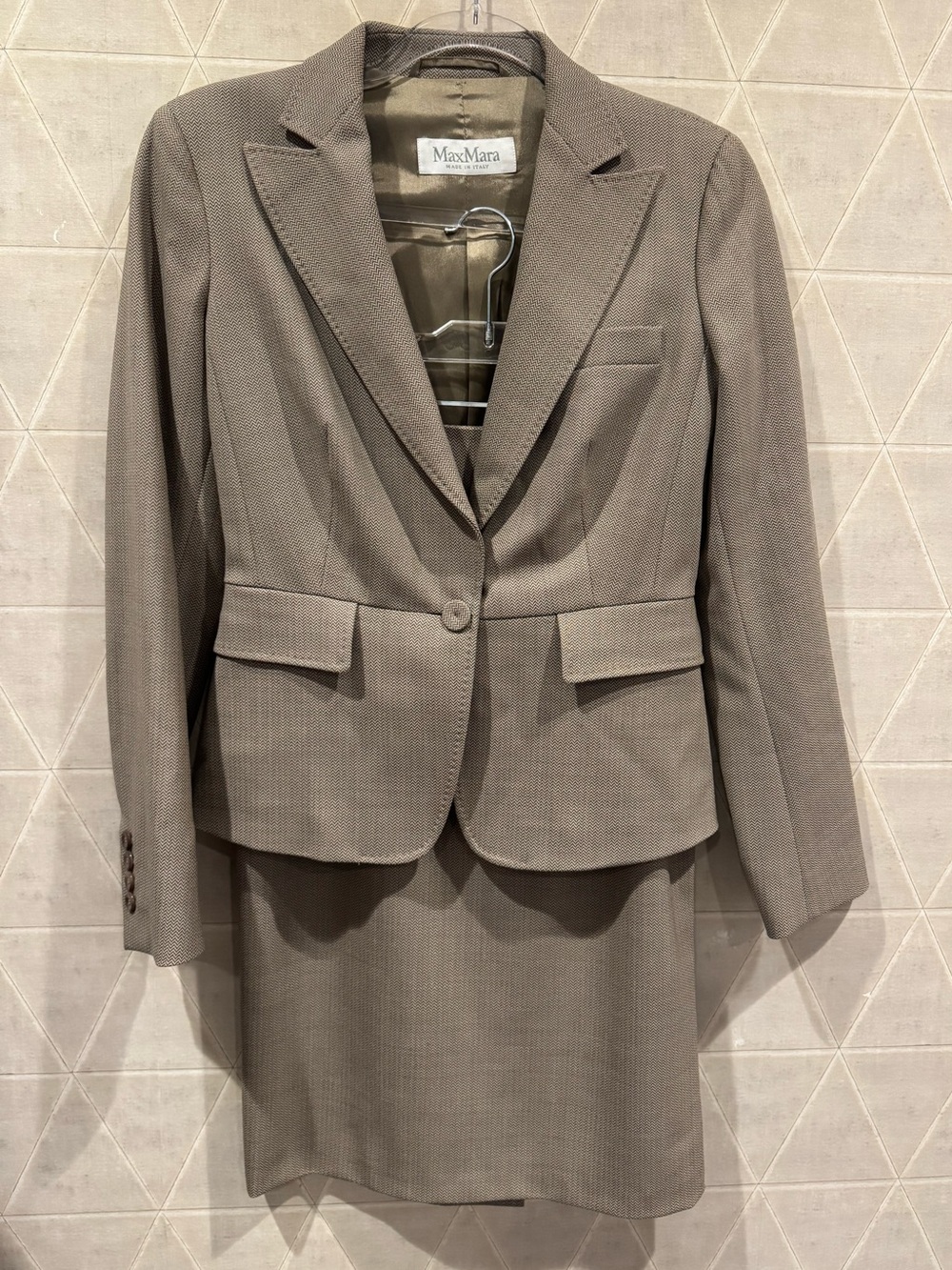 Max Mara Suit Jacket Pencil Skirt Brown Tan 2 Piece Wool Size 4
